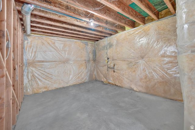 11372 S VIA ARBOLES CT, South Jordan, UT 84095