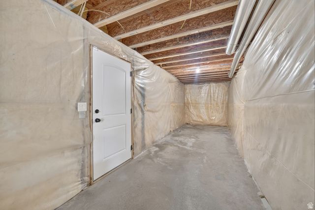 11372 S VIA ARBOLES CT, South Jordan, UT 84095