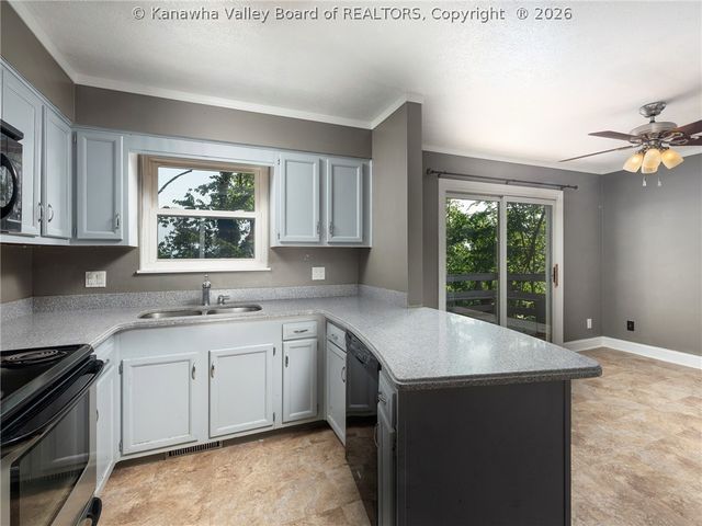 1614 Janet Place, South Charleston, WV 25303