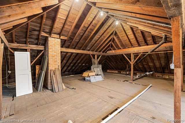 36 Longfellow Street, Detroit, MI 48202