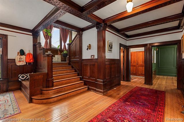 36 Longfellow Street, Detroit, MI 48202