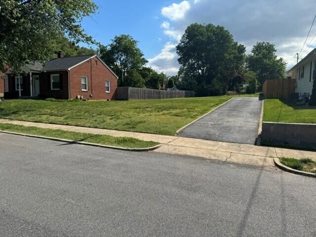 416 N Bruffey ST, Salem, VA 24153