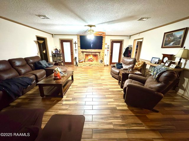 100 Sheridan Drive, Lafayette, LA 70506