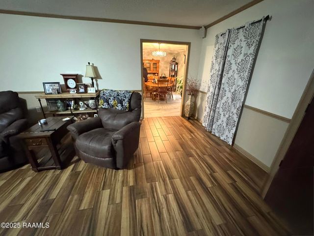 100 Sheridan Drive, Lafayette, LA 70506