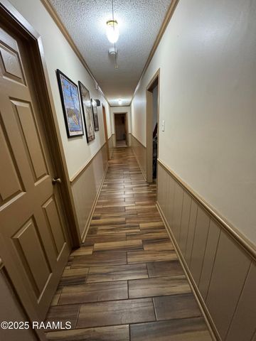 100 Sheridan Drive, Lafayette, LA 70506