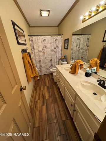 100 Sheridan Drive, Lafayette, LA 70506