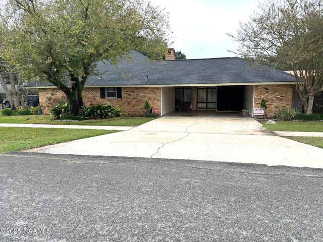 100 Sheridan Drive, Lafayette, LA 70506