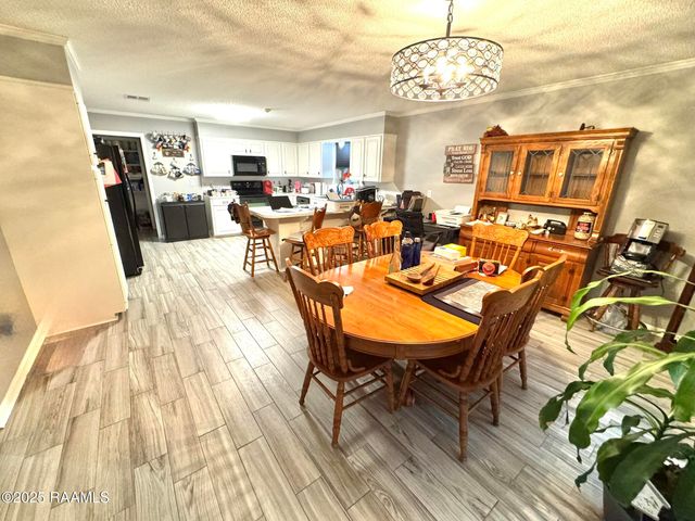 100 Sheridan Drive, Lafayette, LA 70506