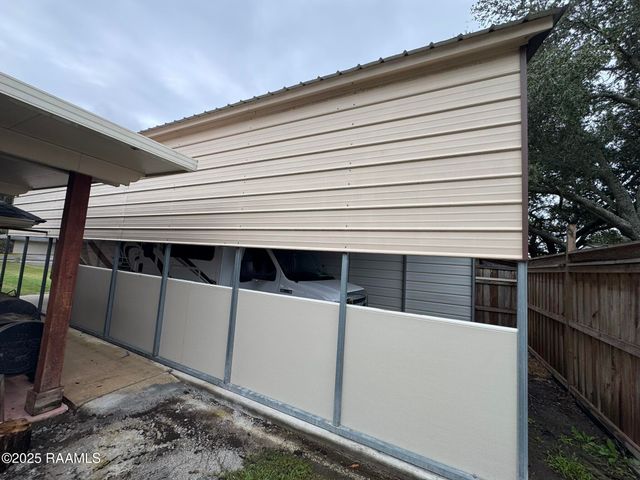 100 Sheridan Drive, Lafayette, LA 70506