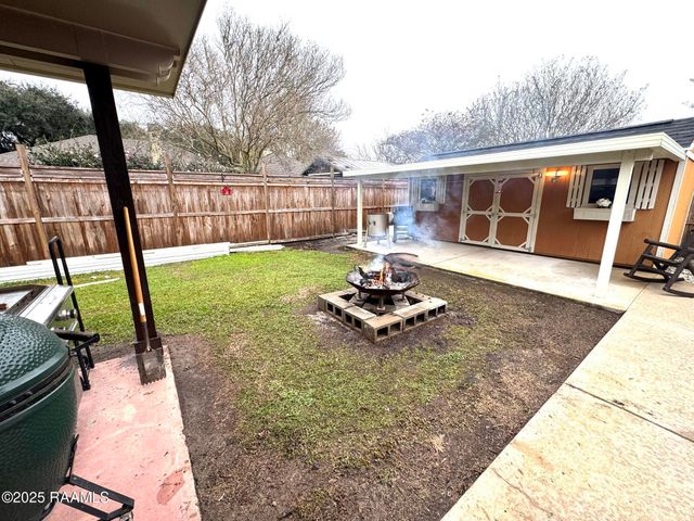 100 Sheridan Drive, Lafayette, LA 70506