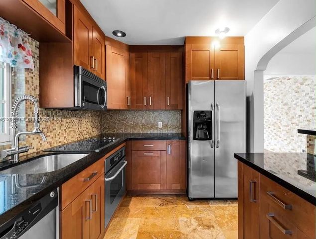 4220 SW St 13th St 0, Miami, FL 33134