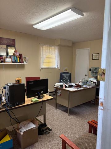 212 Maple Street, Manchester, KY 40962