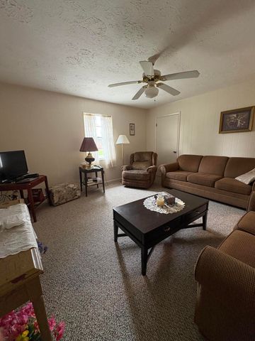 212 Maple Street, Manchester, KY 40962