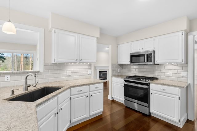 10581 Country Club Drive, Richland, MI 49083