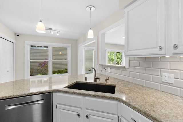 10581 Country Club Drive, Richland, MI 49083
