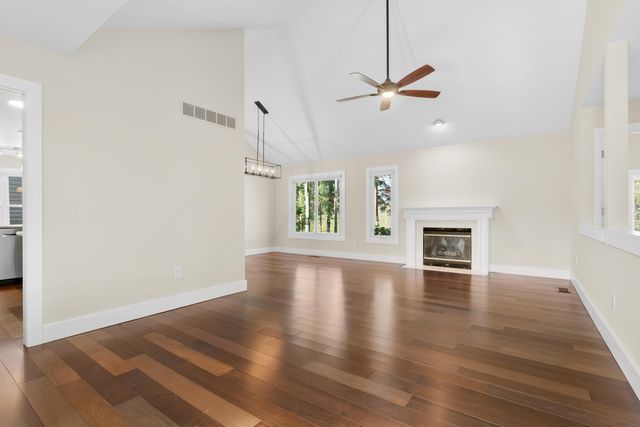 10581 Country Club Drive, Richland, MI 49083