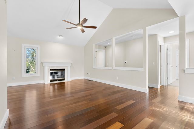 10581 Country Club Drive, Richland, MI 49083