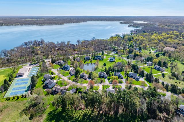 10581 Country Club Drive, Richland, MI 49083
