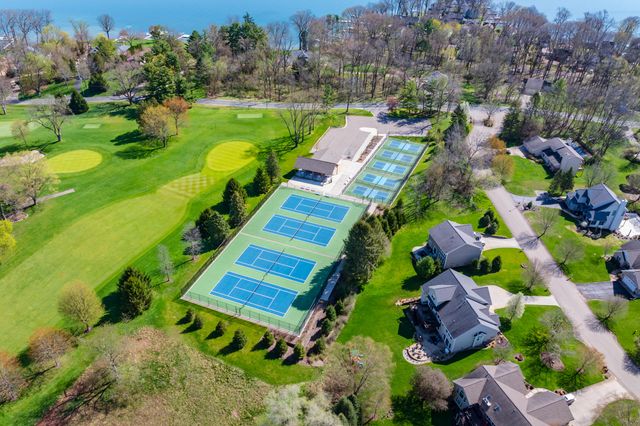 10581 Country Club Drive, Richland, MI 49083