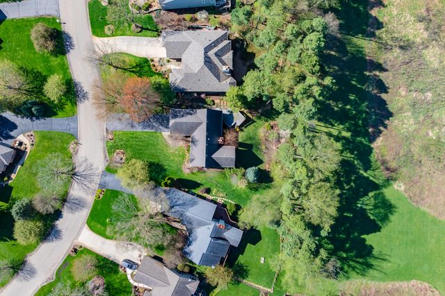 10581 Country Club Drive, Richland, MI 49083
