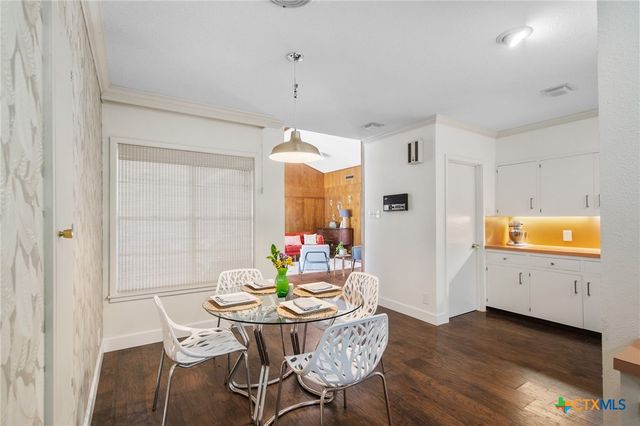 2506 Bon Aire, Victoria, TX 77901