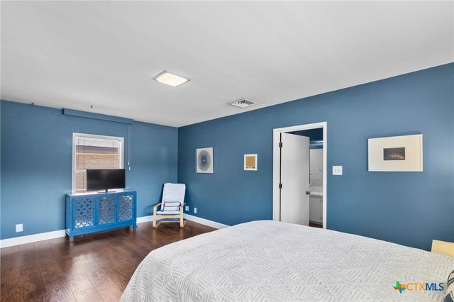 2506 Bon Aire, Victoria, TX 77901