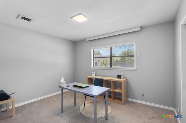 2506 Bon Aire, Victoria, TX 77901