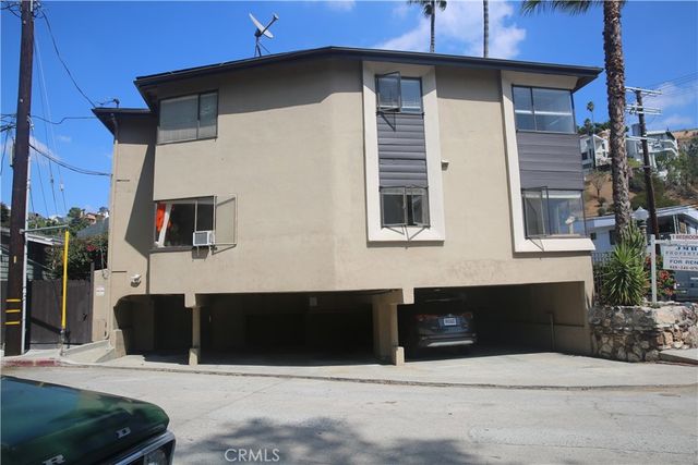 2649 N Beachwood Drive, Los Angeles, CA 90068