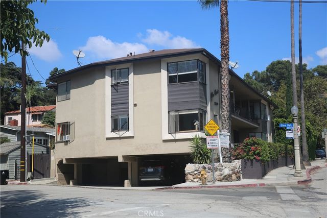2649 N Beachwood Drive, Los Angeles, CA 90068