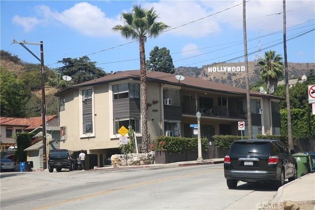 2649 N Beachwood Drive, Los Angeles, CA 90068