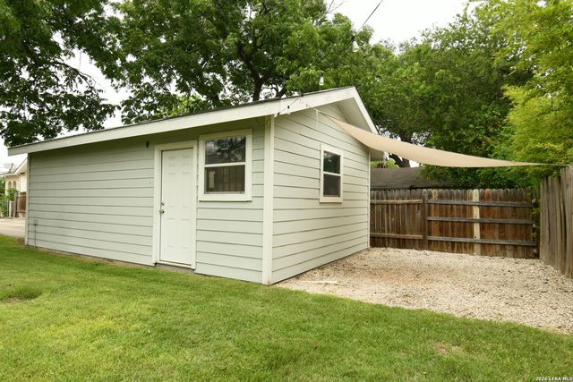 302 PRUITT AVE, San Antonio, TX 78204