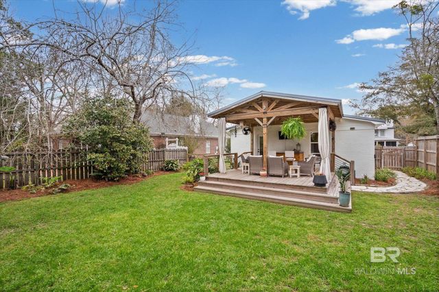 308 S School Street, Fairhope, AL 36532