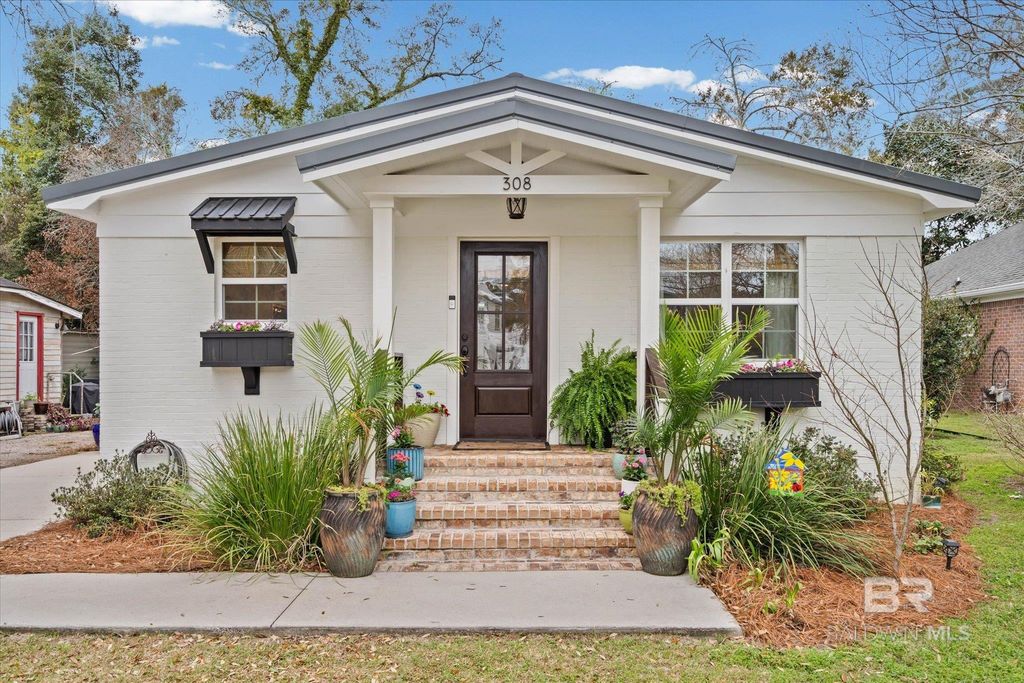 308 S School Street, Fairhope, AL 36532