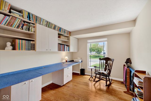 11150 Plum Hollow Circle, Fishers, IN 46037