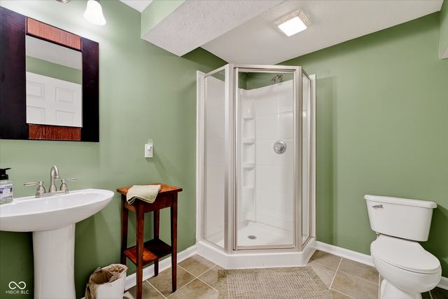 11150 Plum Hollow Circle, Fishers, IN 46037