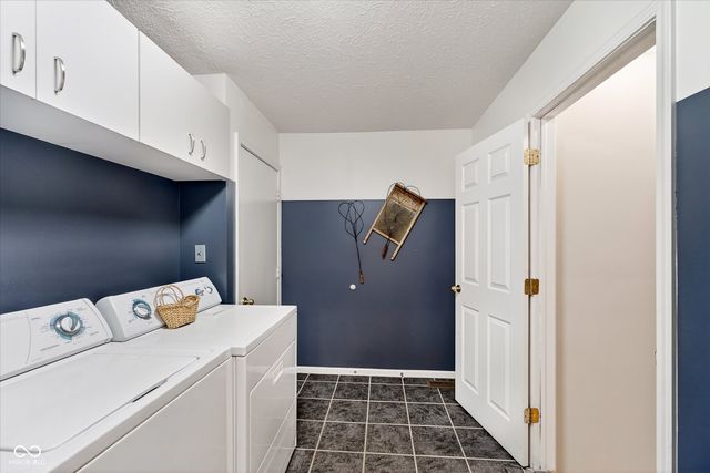 11150 Plum Hollow Circle, Fishers, IN 46037