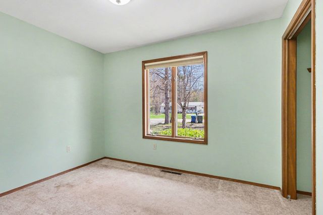 2455 N Smith Street, Sanford, MI 48657