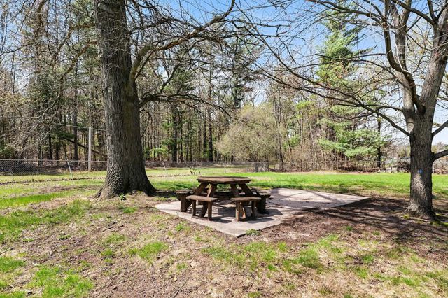 2455 N Smith Street, Sanford, MI 48657