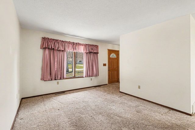 2455 N Smith Street, Sanford, MI 48657