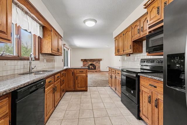 2455 N Smith Street, Sanford, MI 48657