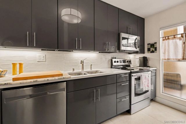 5700 Baltimore Dr 46, La Mesa, CA 91942