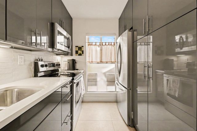 5700 Baltimore Dr 46, La Mesa, CA 91942