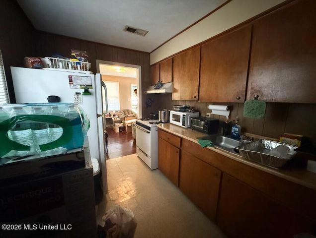3849 California Avenue, Jackson, MS 39213