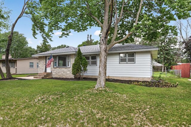 409 Manor Drive NE, Spring Lake Park, MN 55432