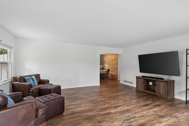 409 Manor Drive NE, Spring Lake Park, MN 55432