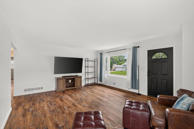 409 Manor Drive NE, Spring Lake Park, MN 55432