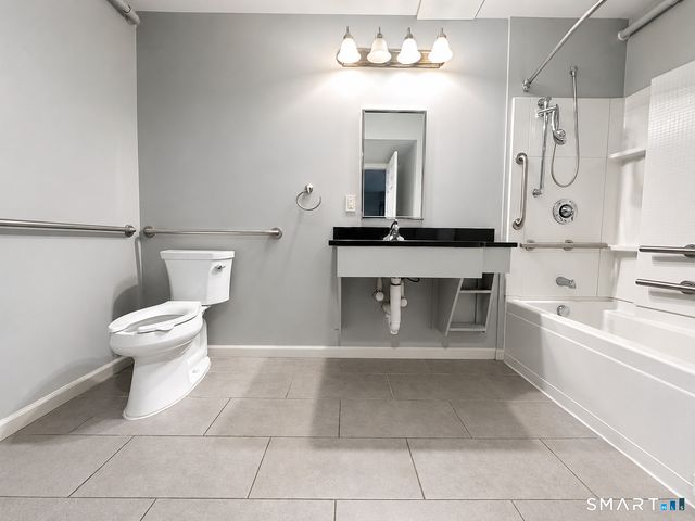 3 Long Wharf Drive 1 Bedroom, New Haven, CT 06511
