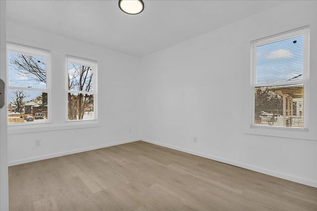 2725 Leslie Street, Detroit, MI 48238