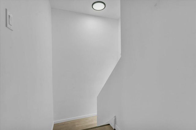 2725 Leslie Street, Detroit, MI 48238