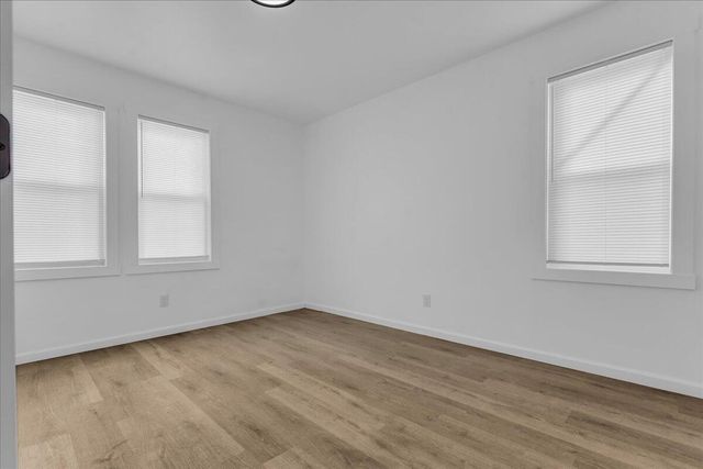 2725 Leslie Street, Detroit, MI 48238